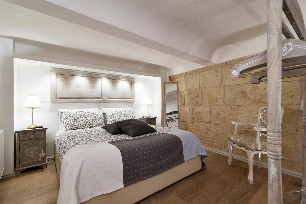Bed and Breakfast Palazzo Mandurino Luxury Relais à Zollino Extérieur photo